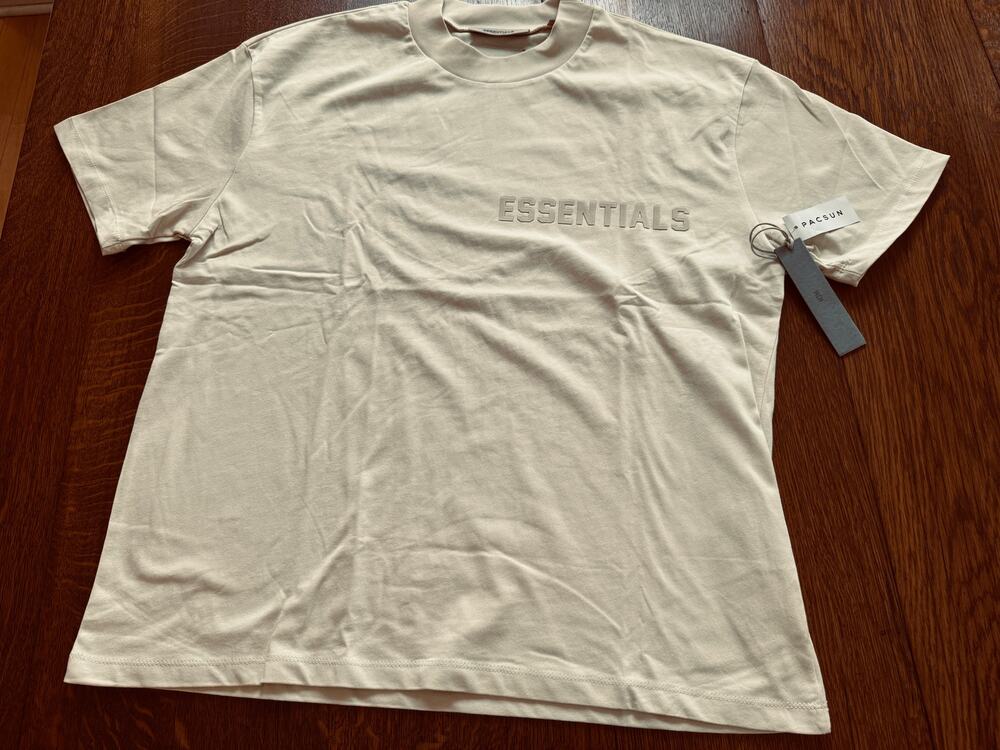 Fear of God Essentials Short Sleeve Tee LARGE in Eggshell